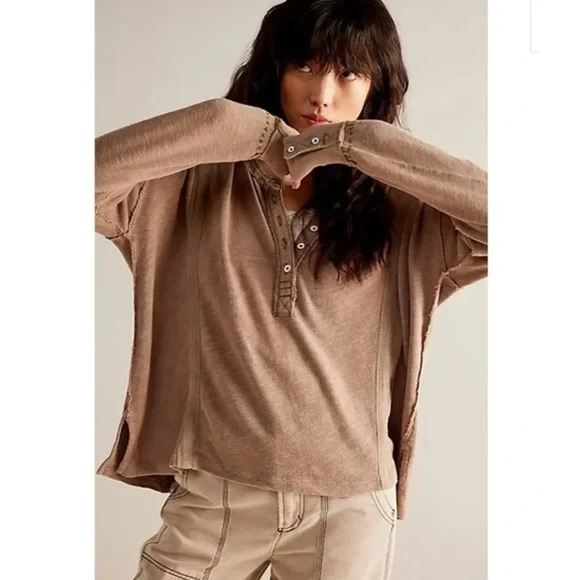 We The Free People Taylor Henley Thermal Top Small Brown Slouchy Boho Grunge - Picture 12 of 12